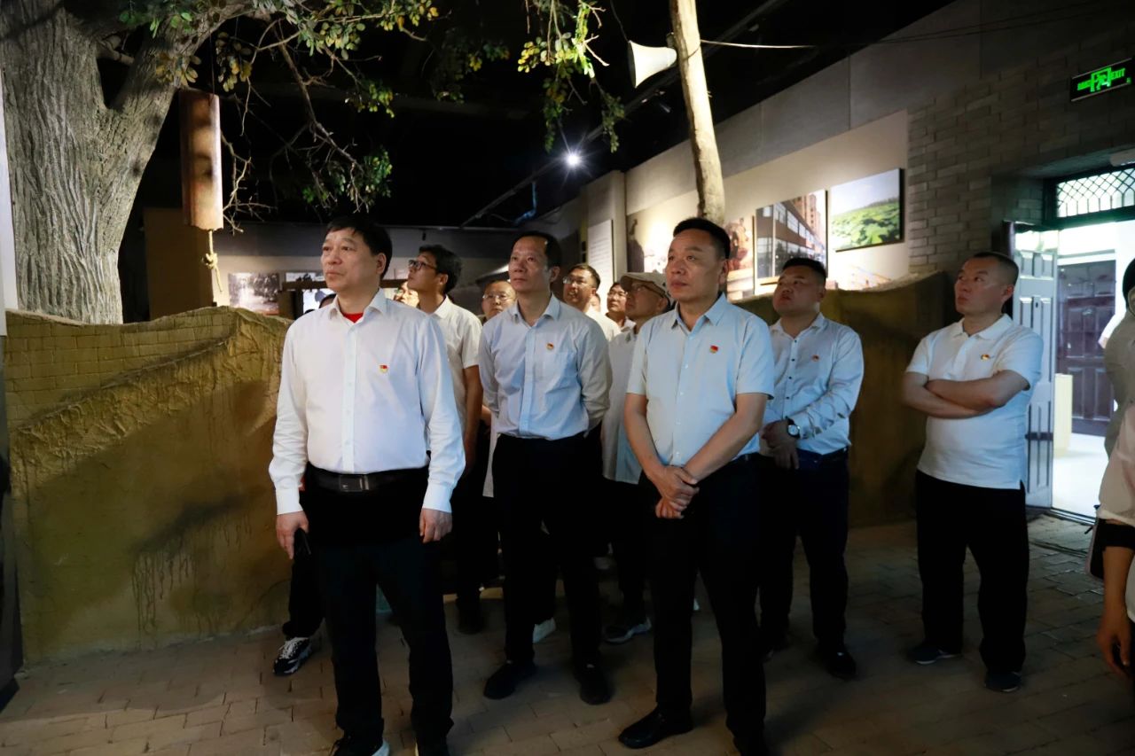 砥礪初心使命，汲取奮進(jìn)力量丨花花牛乳業(yè)集團(tuán)黨委組織開展學(xué)習(xí)“焦裕祿精神”主題黨日活動