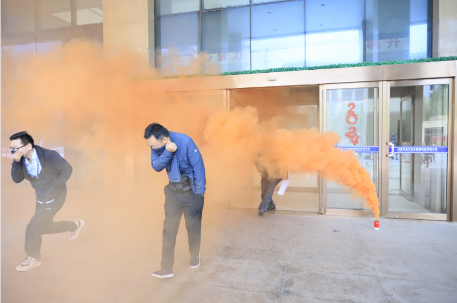 增強(qiáng)消防意識，筑牢安全底線丨花花牛乳業(yè)集團(tuán)組織消防應(yīng)急演練