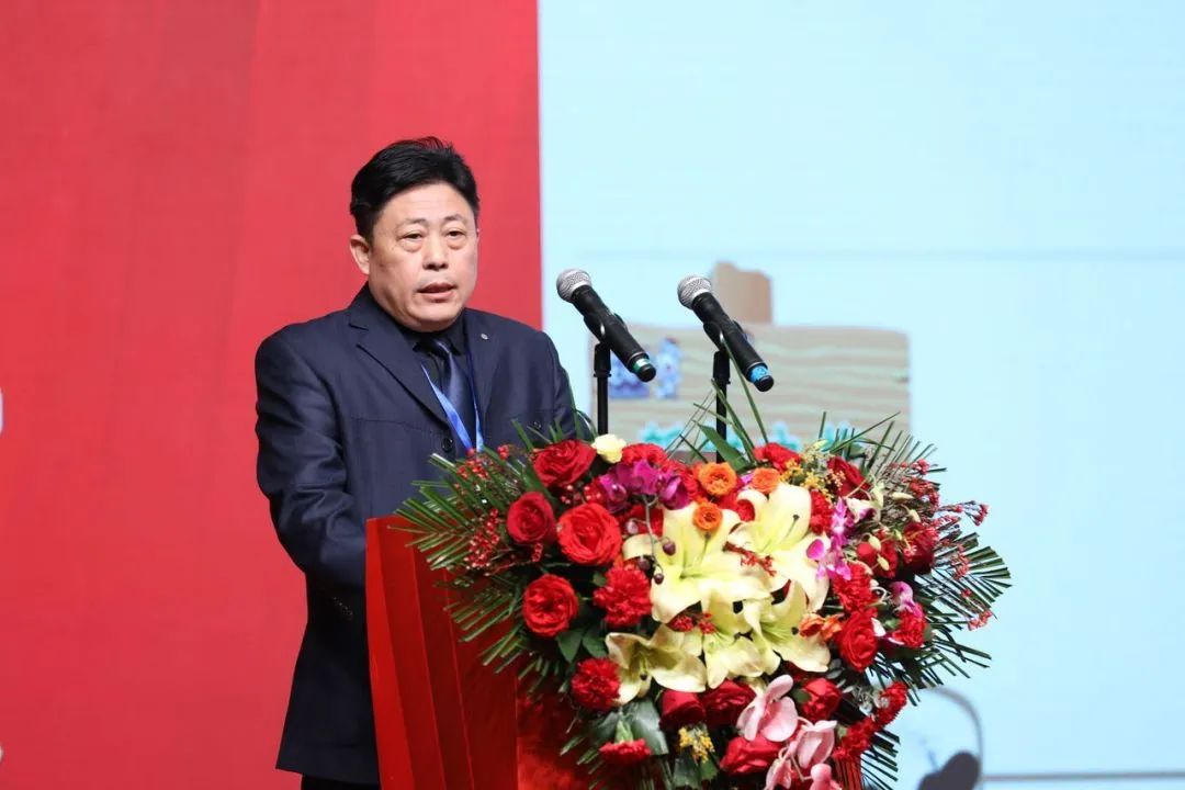 花花牛乳業(yè)30周年暨2024年客戶大會(huì)圓滿召開(kāi)！