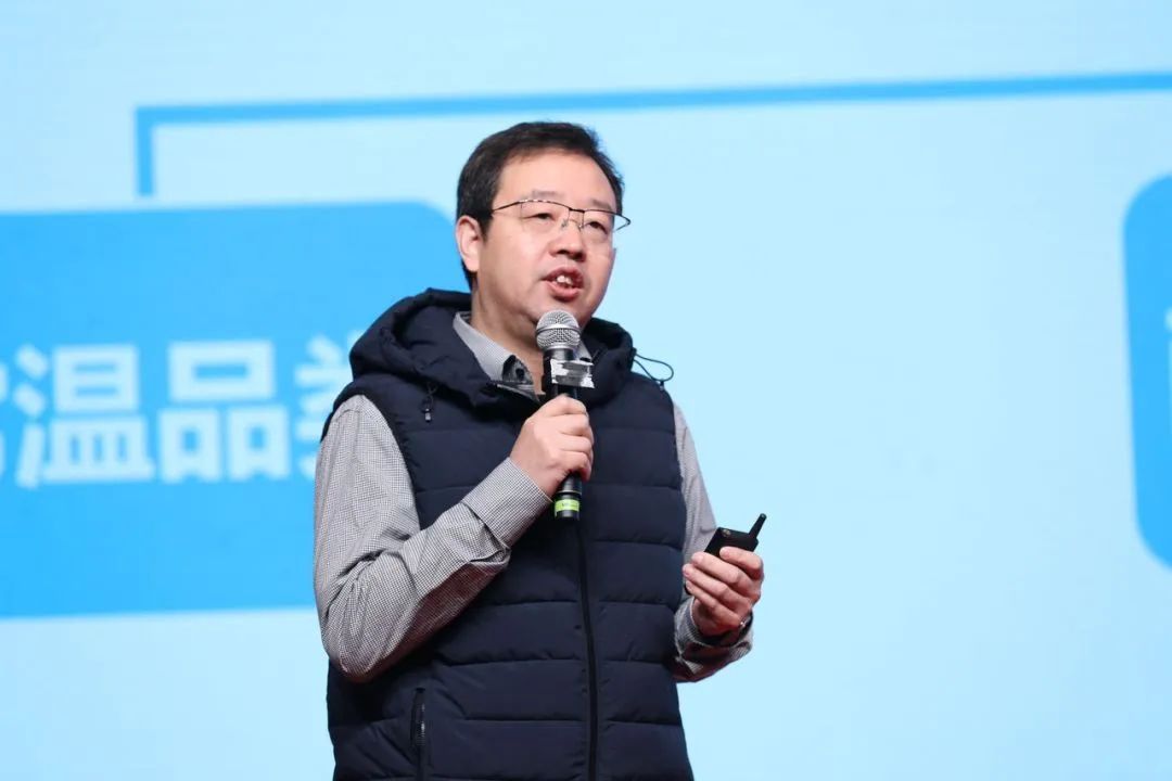 花花牛乳業(yè)30周年暨2024年客戶大會(huì)圓滿召開(kāi)！