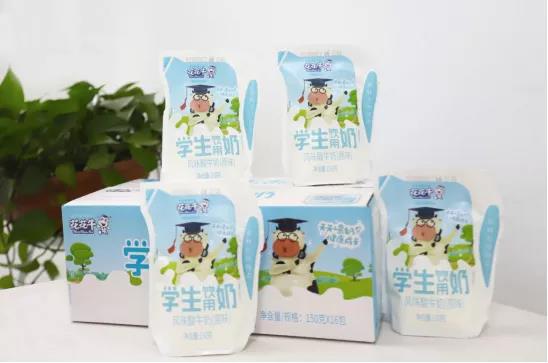 花花牛首款愛克林低溫學(xué)生飲用酸牛奶上市啦！??！