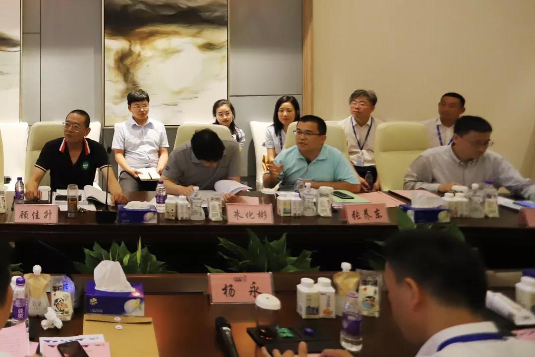 河南首家！花花牛乳業(yè)集團(tuán)通過優(yōu)質(zhì)乳工程驗(yàn)收