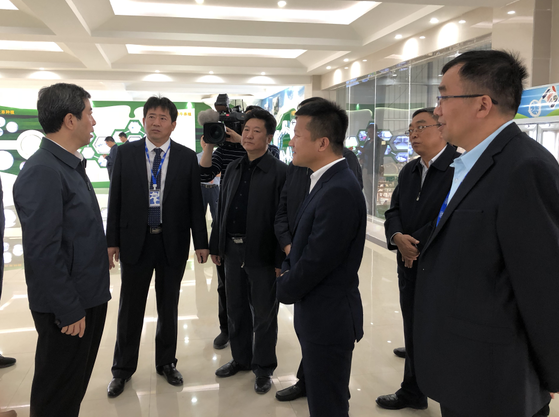 河南省委副書記、省長陳潤兒一行蒞臨 花花牛集團魯山瑞亞牧業(yè)有限公司視察調(diào)研